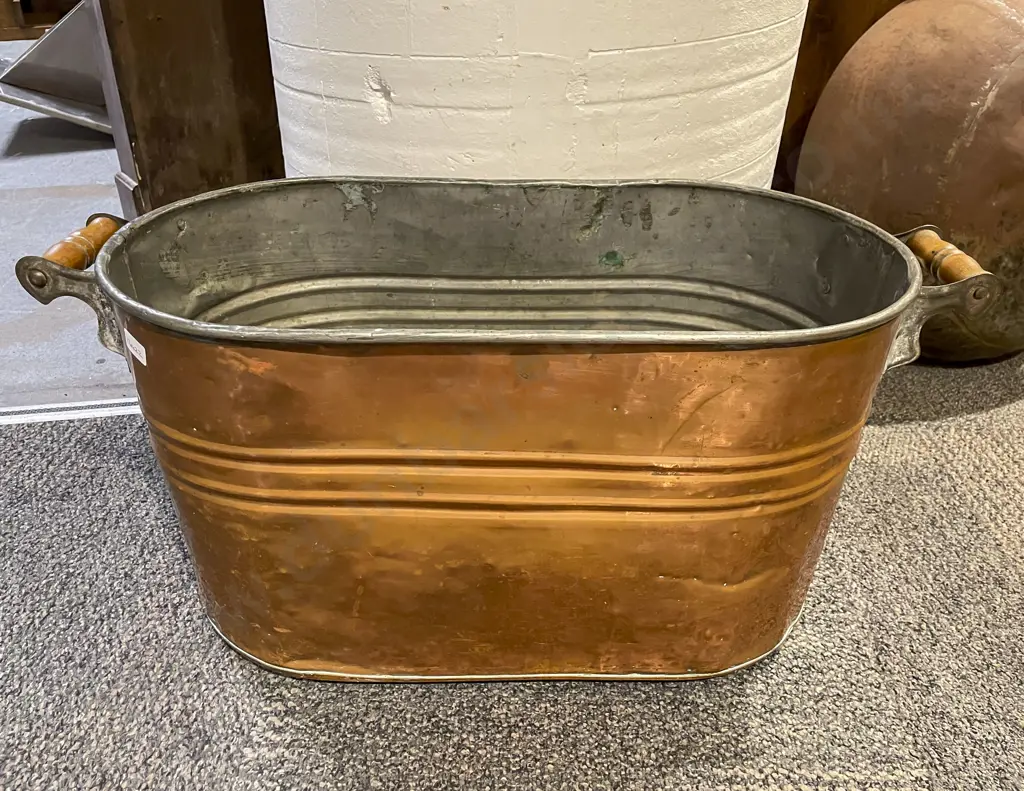 Large Handled Copper Tub Image 1++