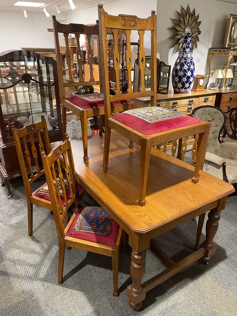 Rectangular Oak Dining Table and Six Chairs Image 1++