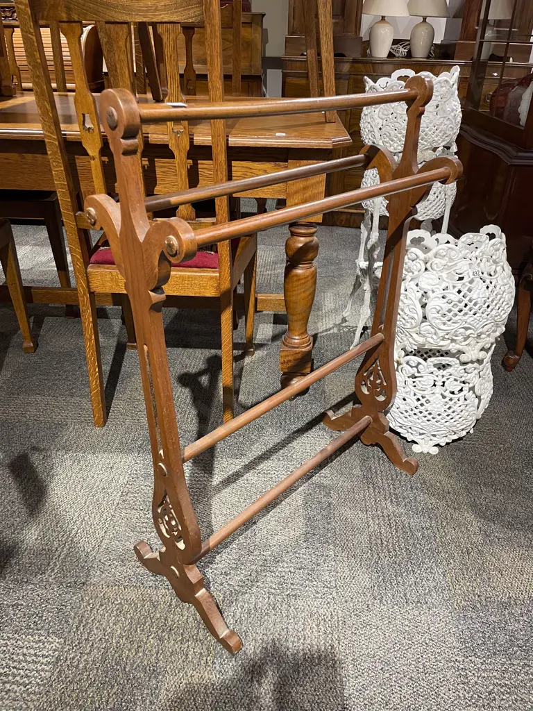 Vintage Wooden Towel Rail Image 1++