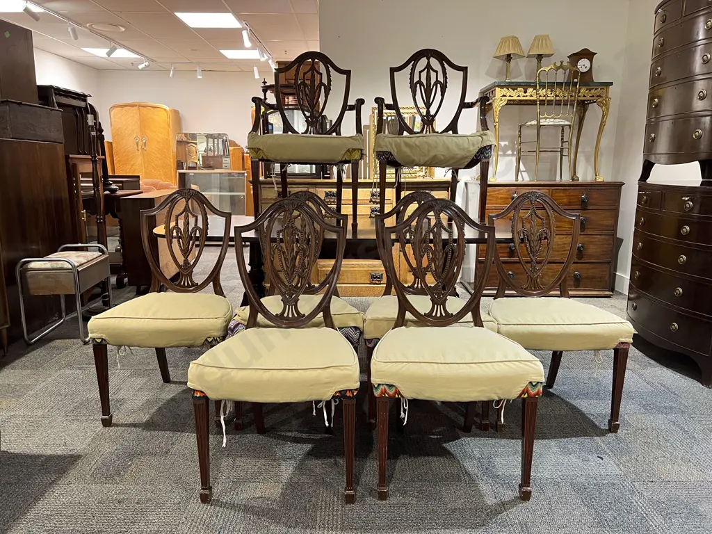 Mahogany Extn Dining Table and Eight Hepplewhite Style Dining Chairs Image 1++