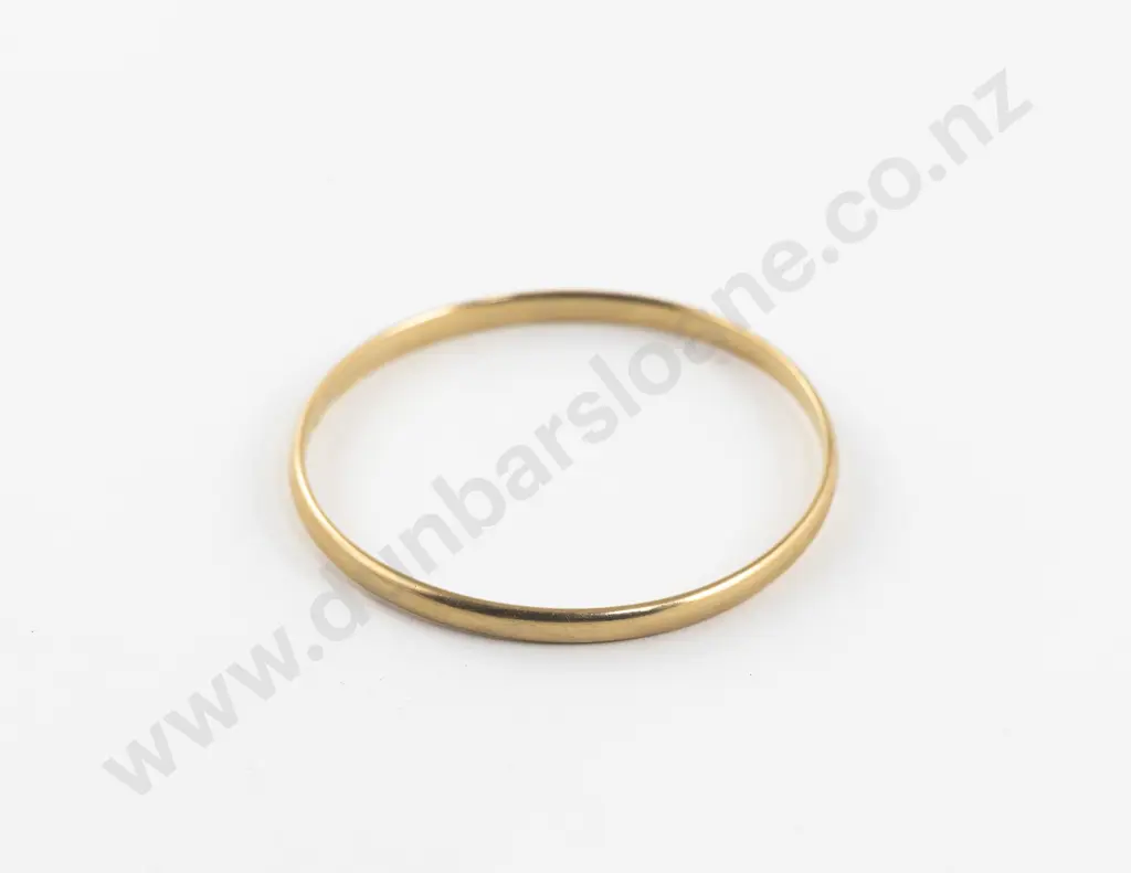 9ct Plain Bangle Image 1++