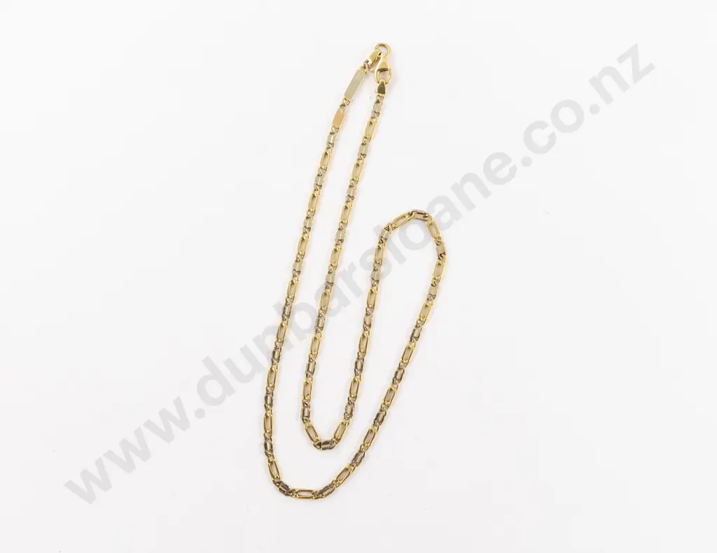 18ct Fancy Mixed Curb Link Neck Chain Image 1++