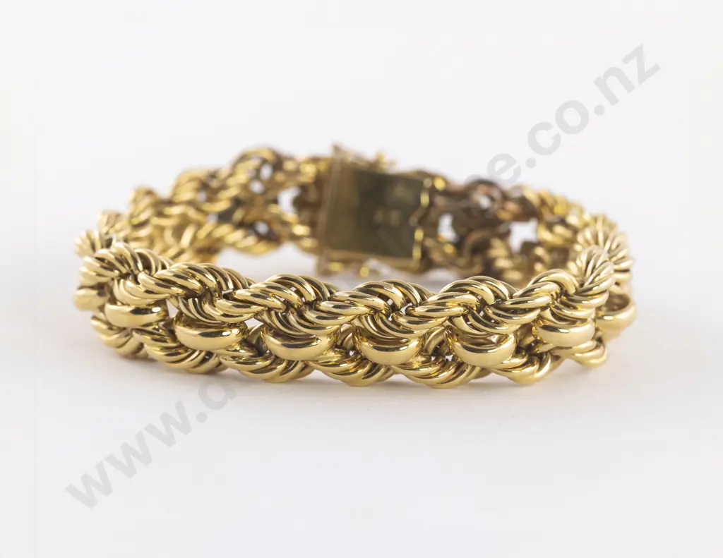 18ct Fancy Rope Twist Bracelet Image 1++