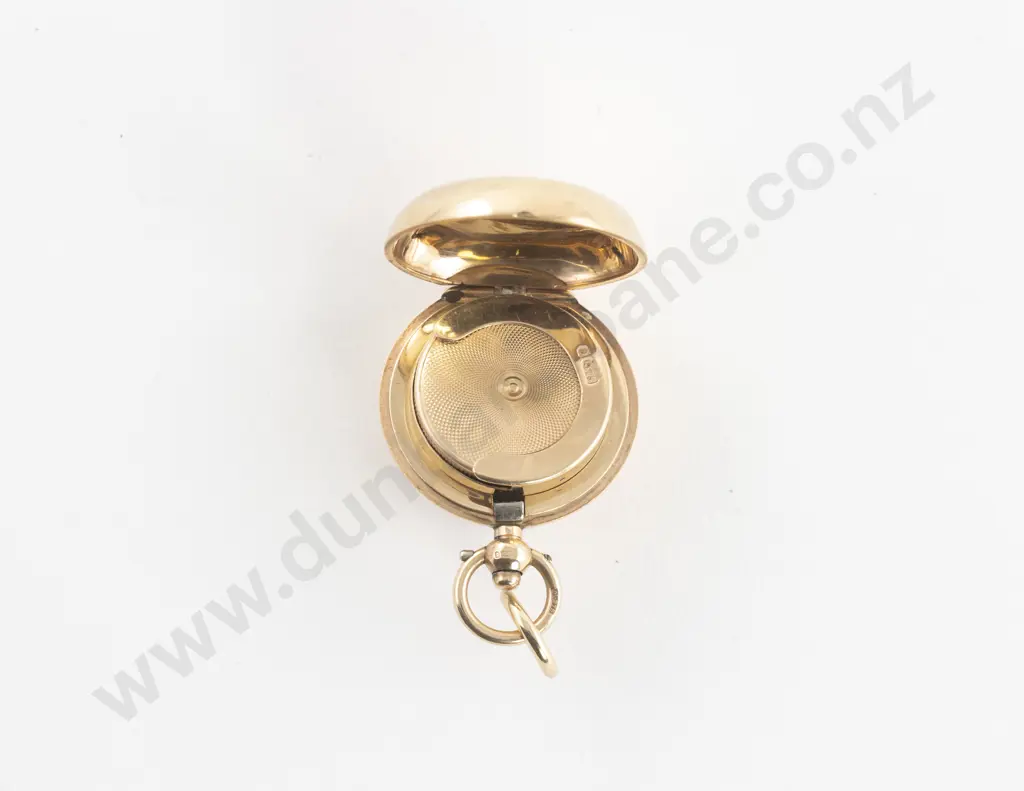 9ct Gold Plain Round Sovereign Case Image 1++