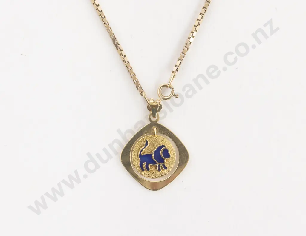 18ct Leo Zodiac Pendant on a 9ct Modern Box Link Neck Chain Image 1++