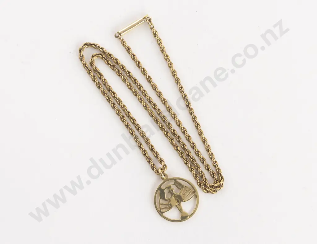 18ct Circular Scorpion Pendant on 14ct Modern Fancy Link Chain Image 1++