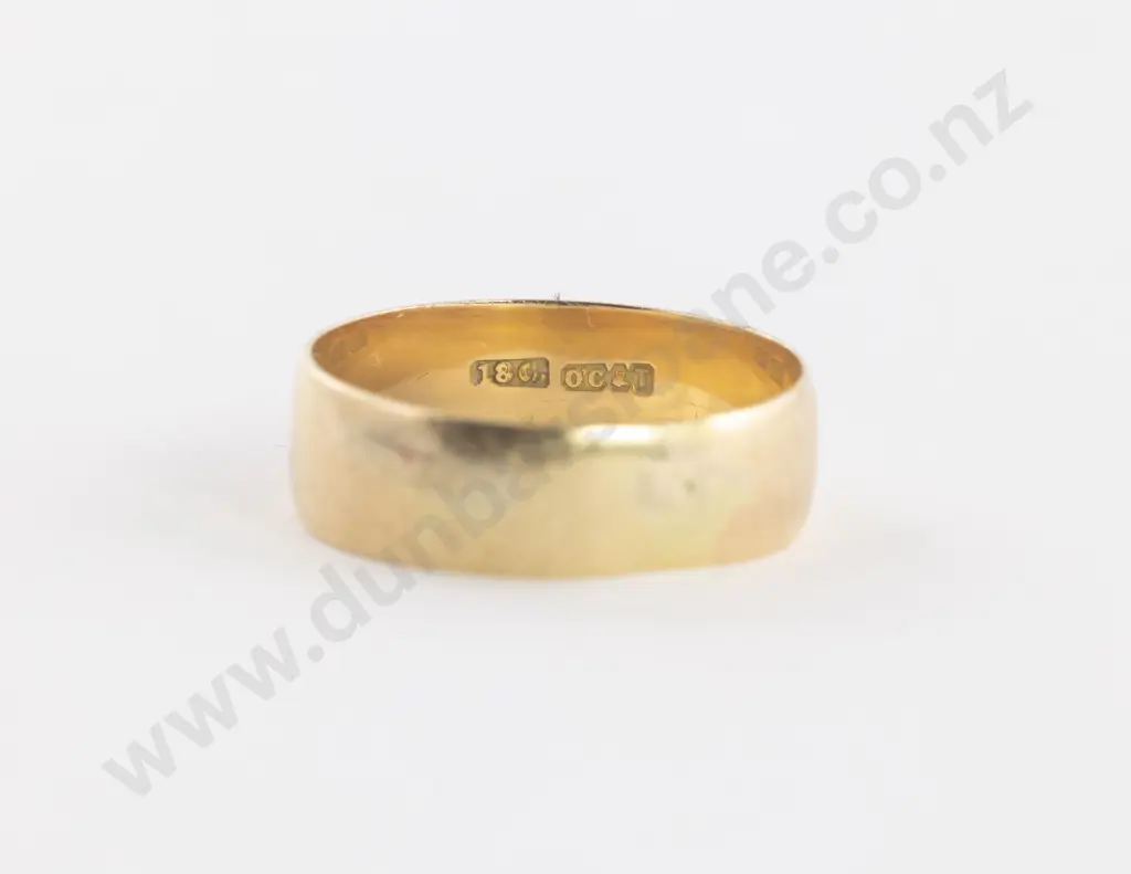 18ct Wide Plain Wedding Band Image 1++