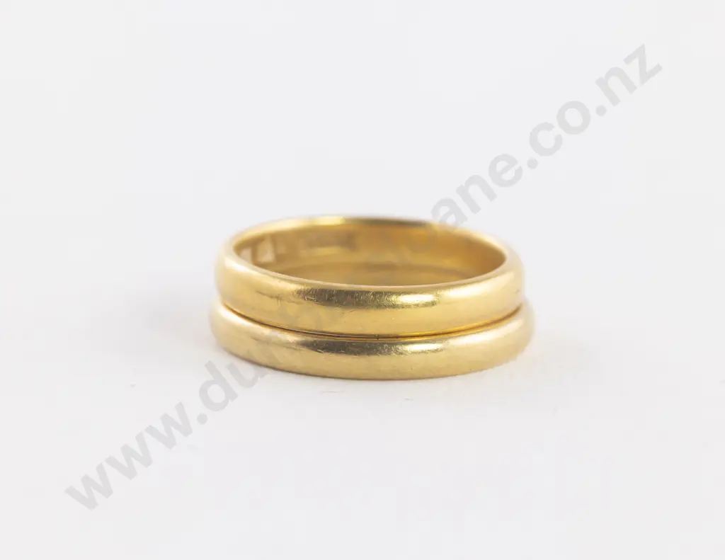 22ct and 18ct Plain Wedding Bands Image 1++
