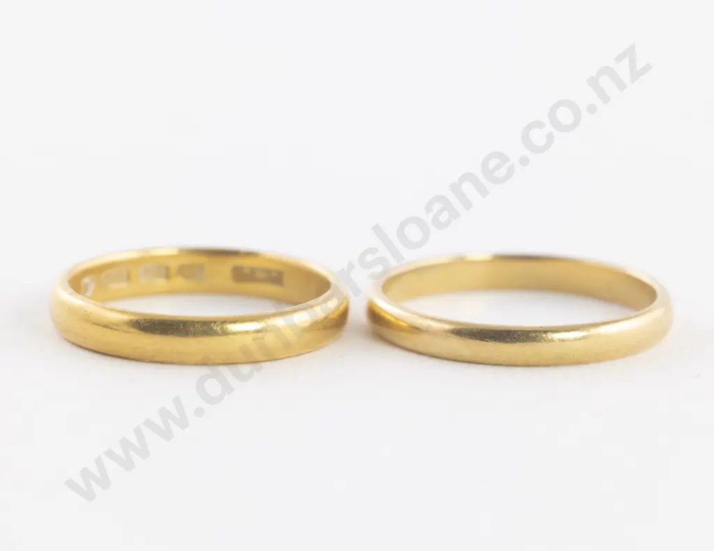22ct and 18ct Plain Wedding Bands Image 1++