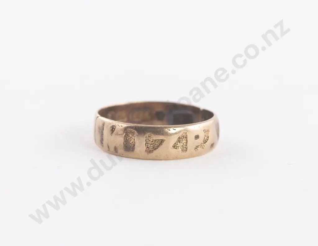 9ct Band Ring Image 1++