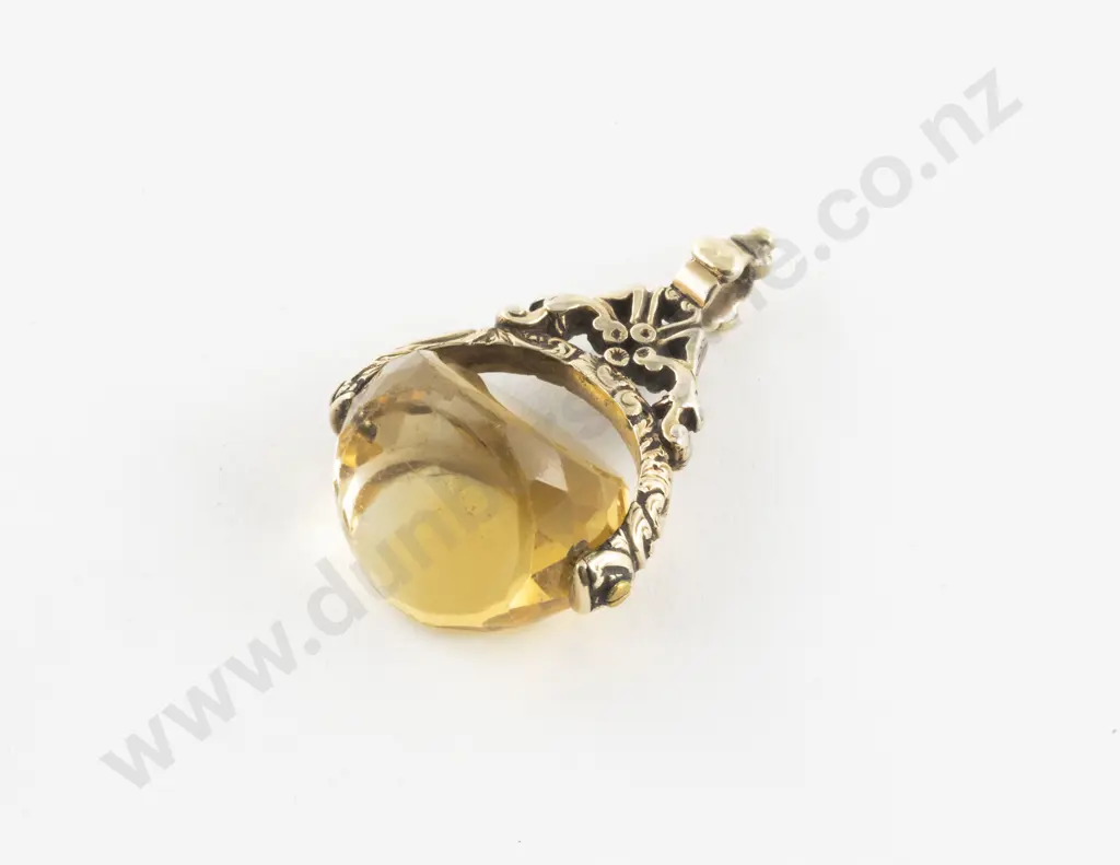 9ct Mounted Citrine Swivel Fob Image 1++
