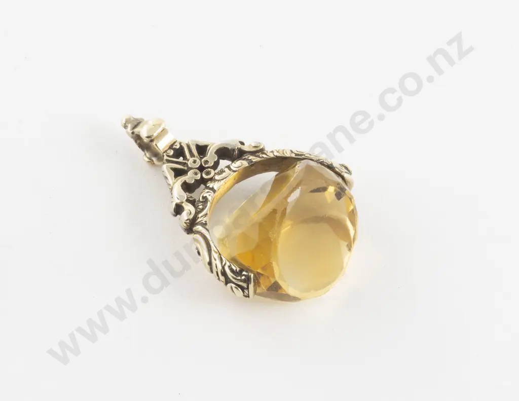 9ct Mounted Citrine Swivel Fob Image 1++