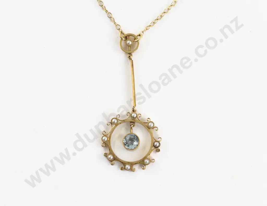 Edwardian 15ct Aquamarine and Seed Pearl Pendant Image 1++