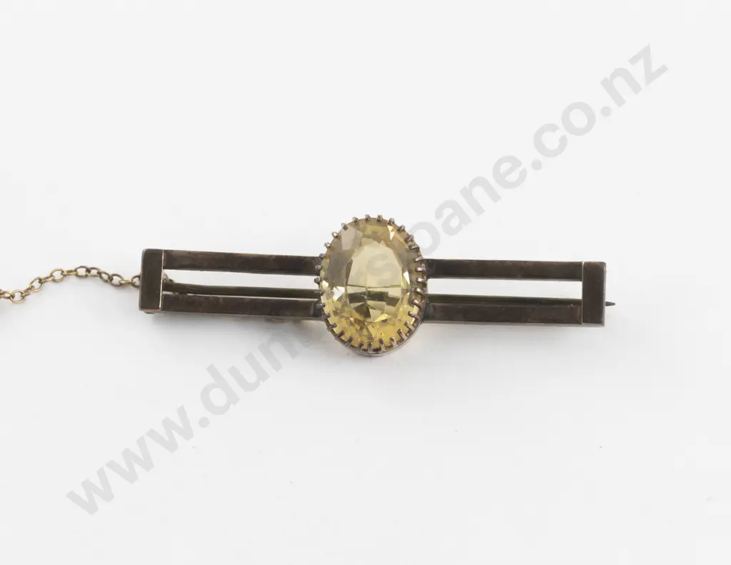 Victorian 9ct Single Stone Citrine Bar Brooch Image 1++