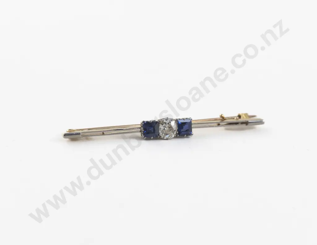Art Deco 18ct and Platinum Three Stone Sapphire and Diamond Bar Brooch Image 1++