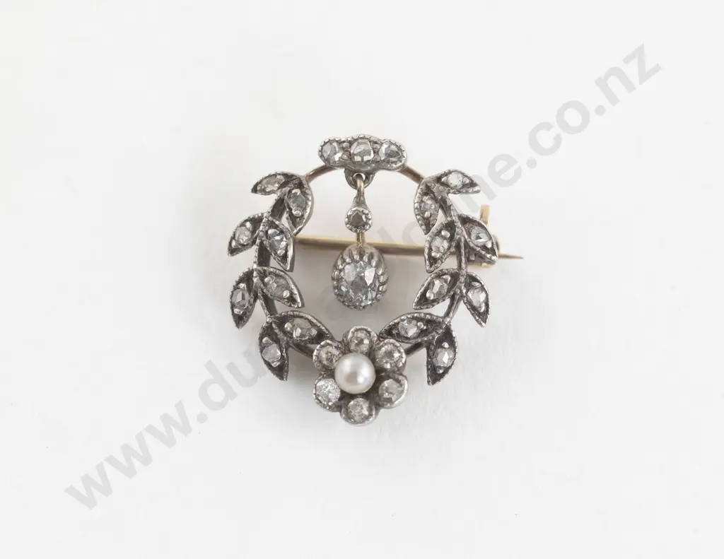 Victorian 18ct and Silver 28Stone Pearl and Diamond Brooch Image 1++