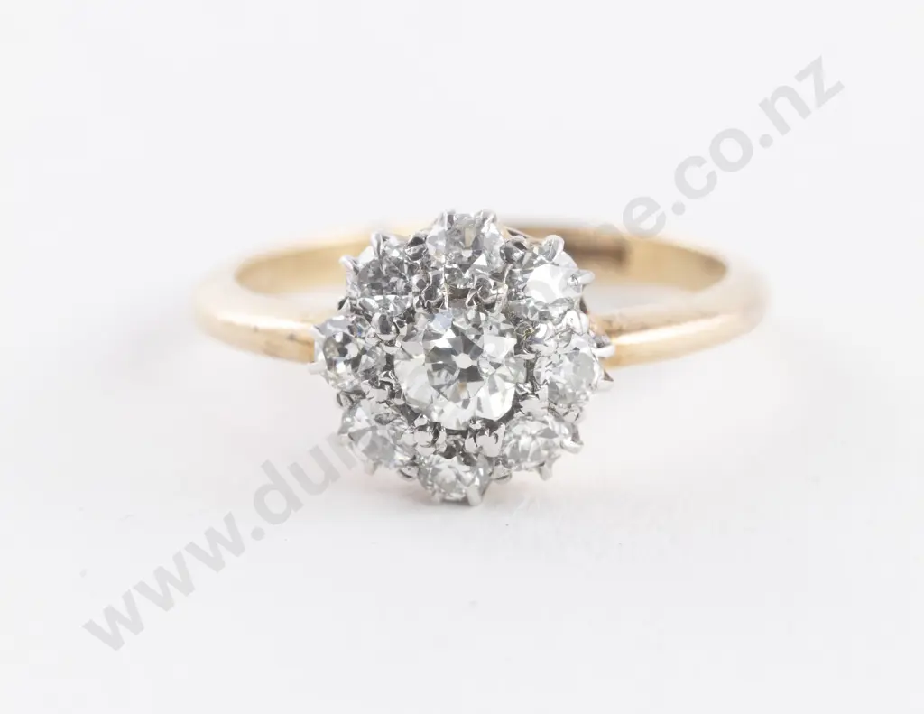 18ct Nine Stone Diamond Floret Cluster Ring Image 1++