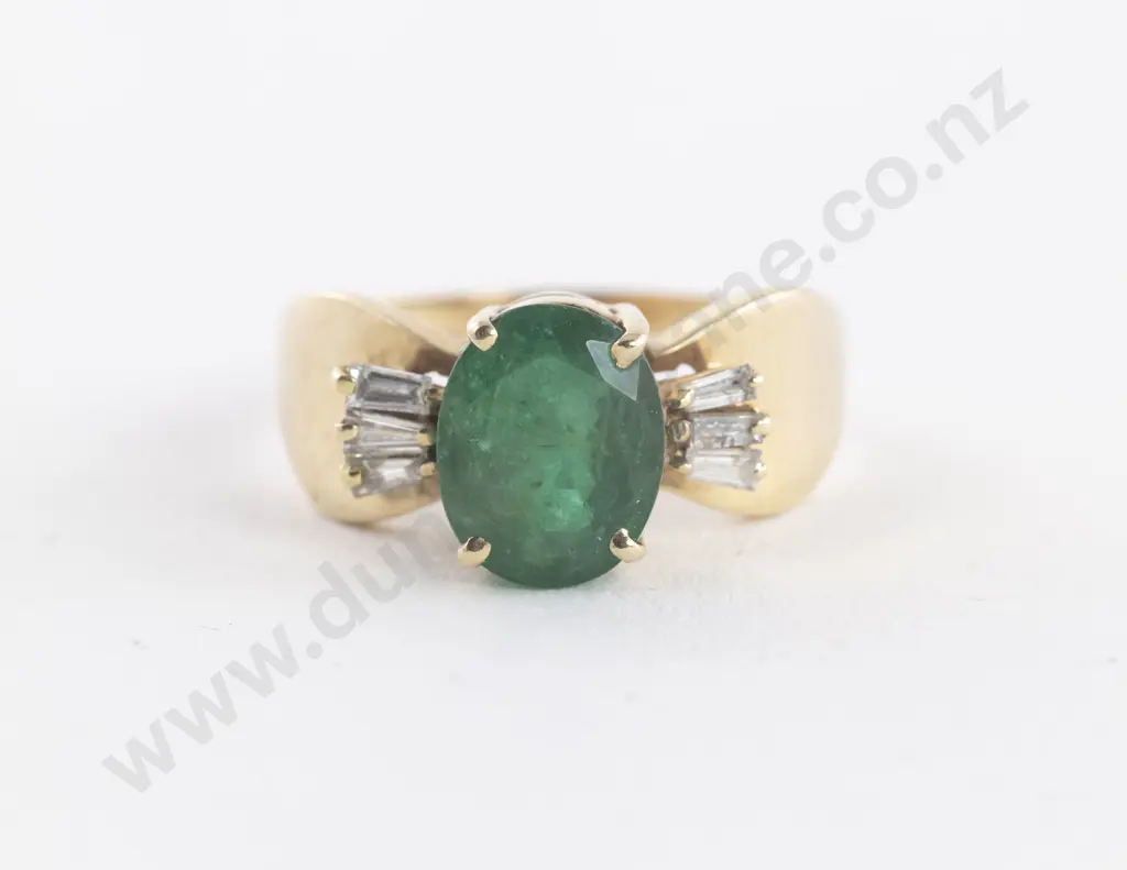 14ct Seven Stone Emerald and Diamond Ring Image 1++