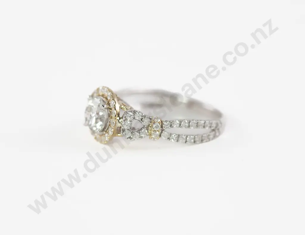 14ct 99Stone Diamond Cluster Ring Image 1++
