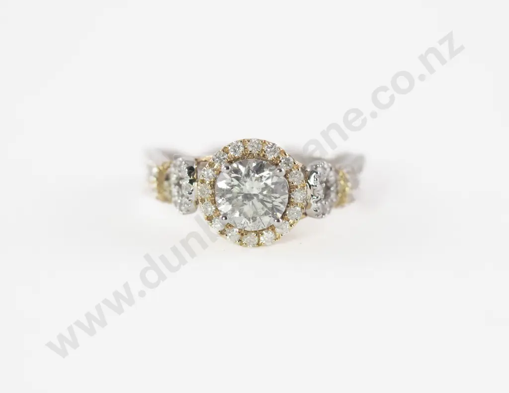14ct 99Stone Diamond Cluster Ring Image 1++