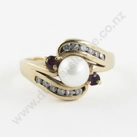 14ct 15Stone Ruby Pearl and Diamond Ring
