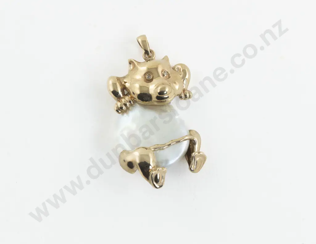 9ct Large Single Keshi Pearl Bear Pendant Image 1++