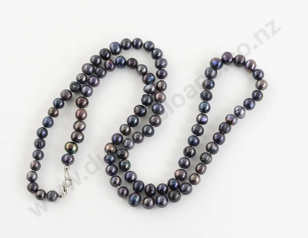 Single Strand Black Freshwater Pearl Necklace Image 1++