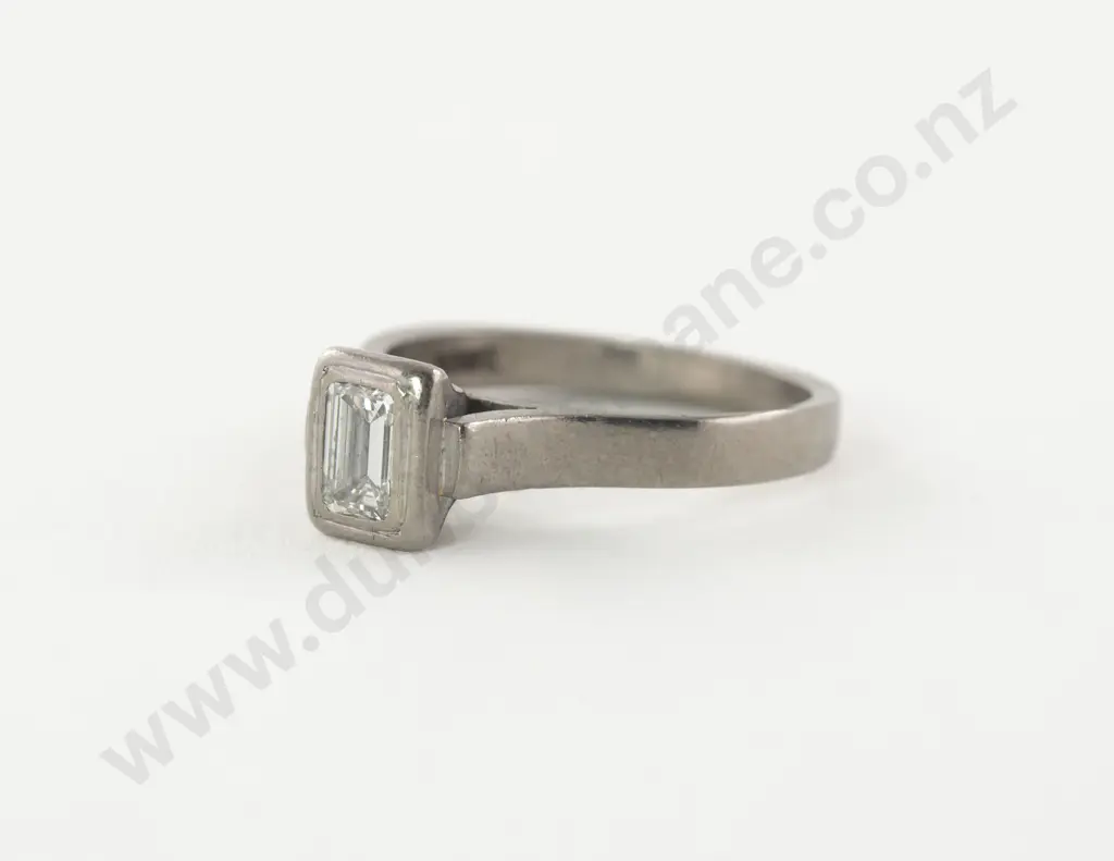 18ct White Gold Solitaire Diamond Ring Image 1++