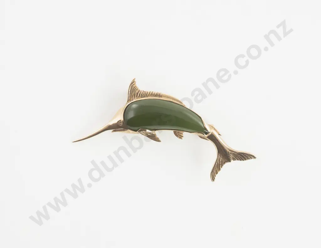 9ct NZ Greenstone Marlin Brooch Image 1++