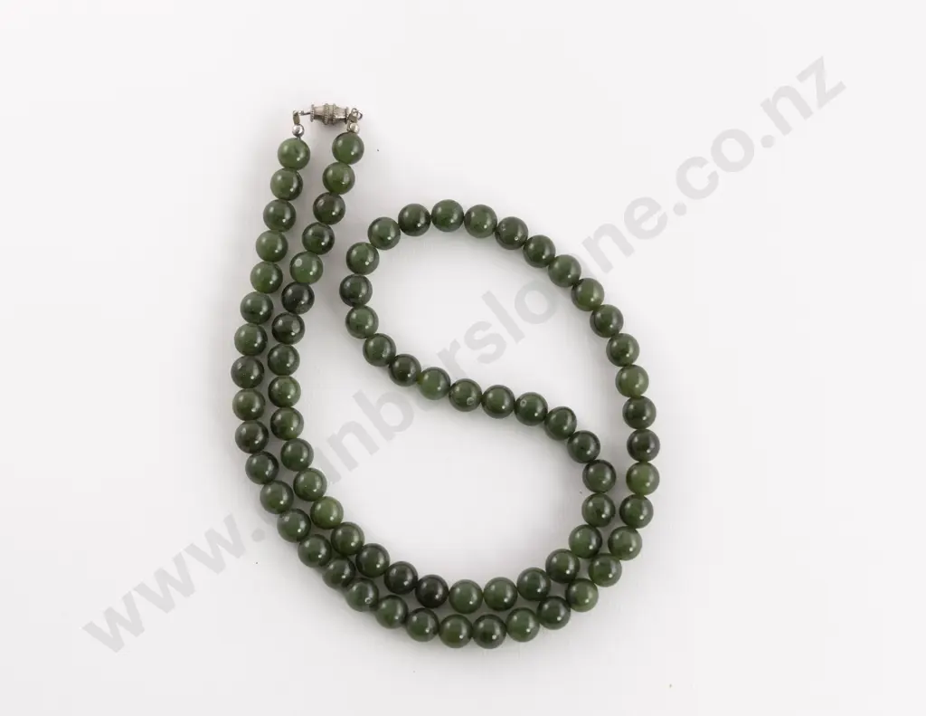 Single Strand Uniform Greenstone Bead Necklace Image 1++
