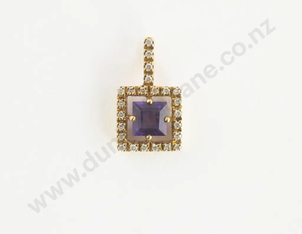 18ct 25Stone Amethyst & Diamond Pendant Image 1++