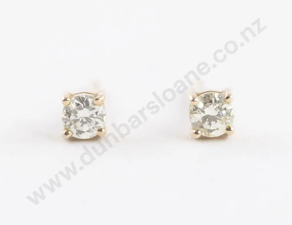 Pair 14ct Single Diamond Stud Earrings Image 1++