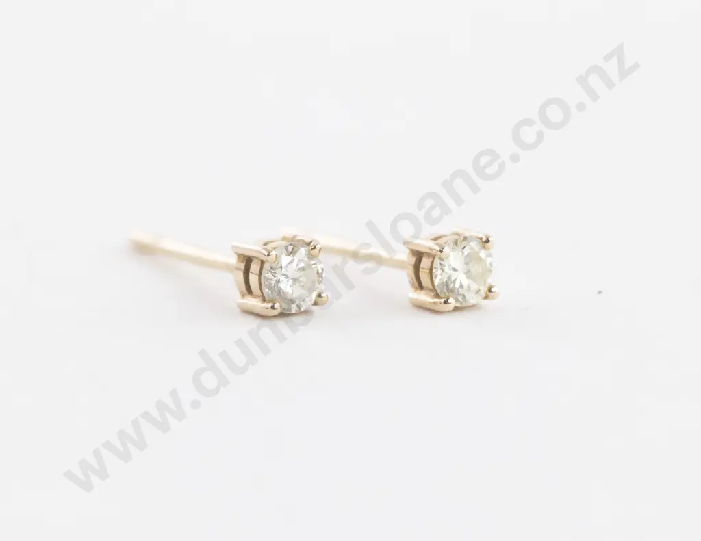 Pair 14ct Single Diamond Stud Earrings Image 1++