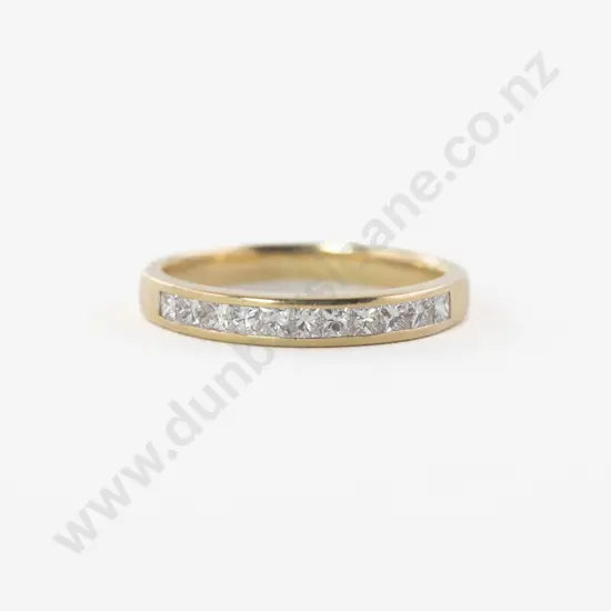 18ct Eleven Stone Diamond Band Ring