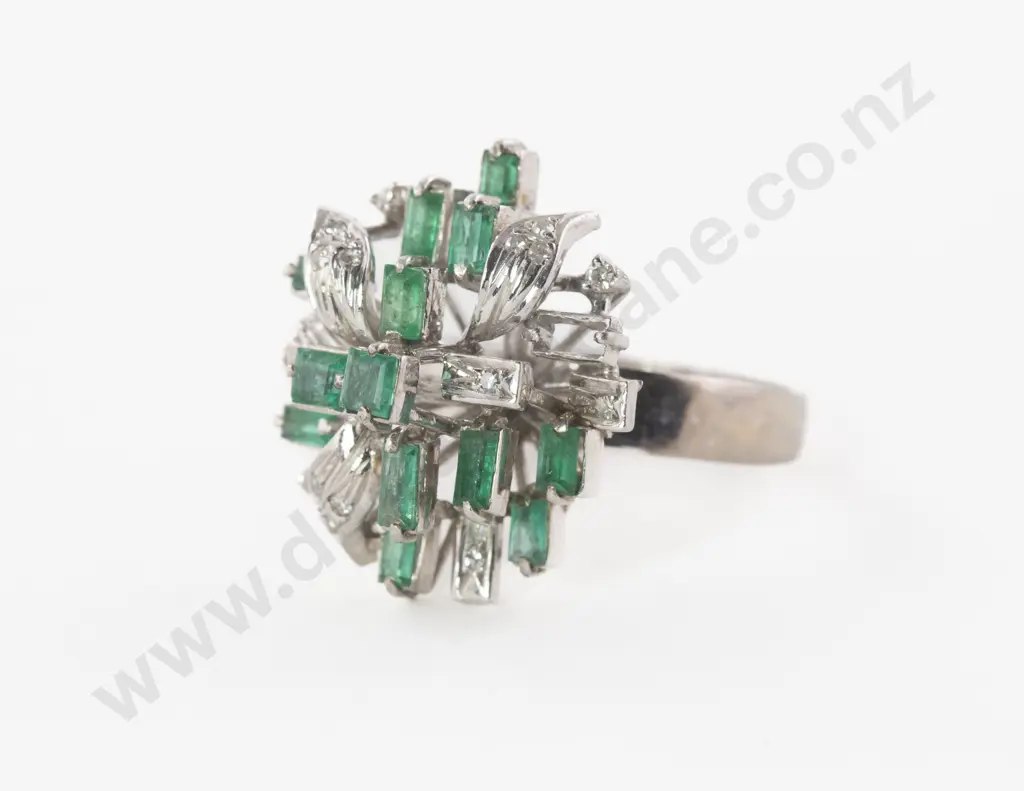 18ct White Gold Emerald and Diamond Cluster Ring Image 1++