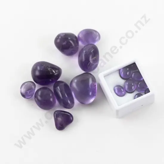 Quantity of Unmounted Amethyst Stones