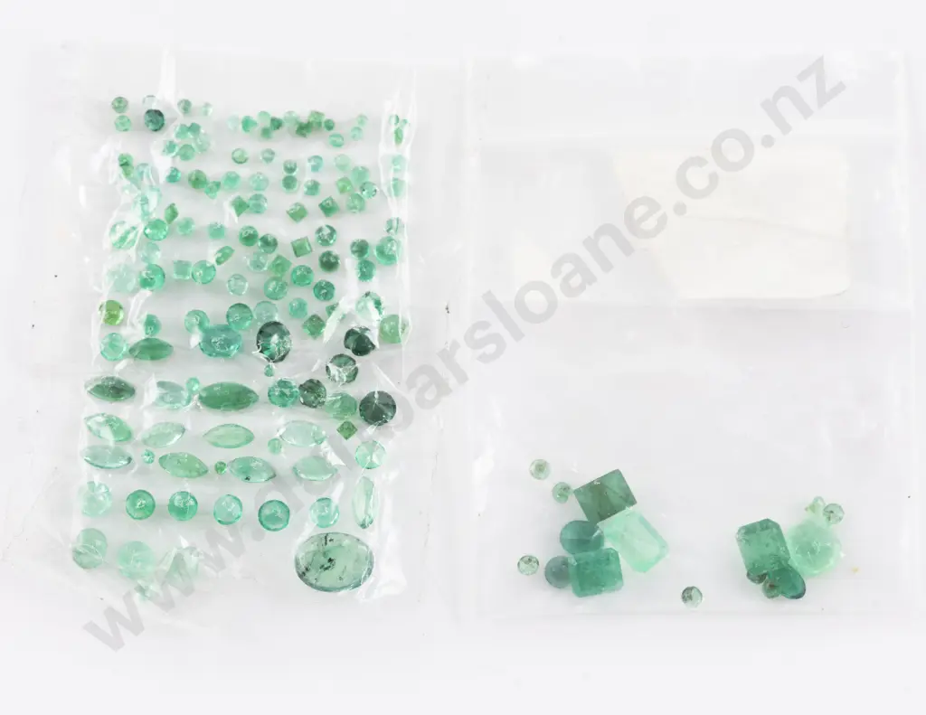 Quantity of Unmounted Emerald Gem Stones Image 1++