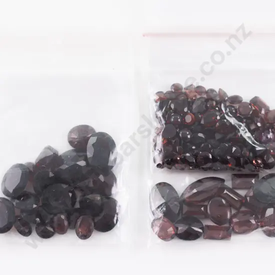 Quantity of Unmounted Garnets