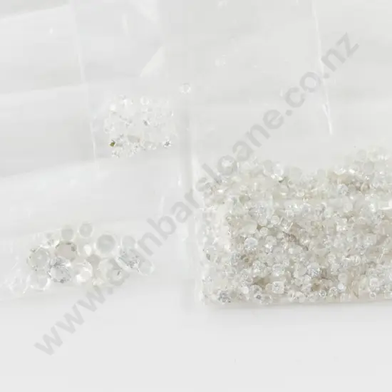Quantity of Unmounted Crystal Gems