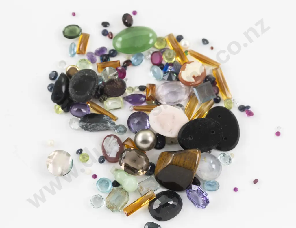 Quantity of Various Unmounted Gem Stones Image 1++