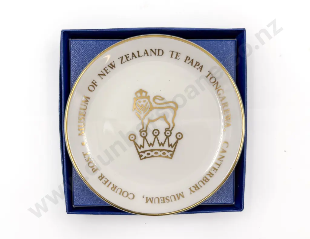 Boxed Royal Doulton Commemorative Plate Image 1++