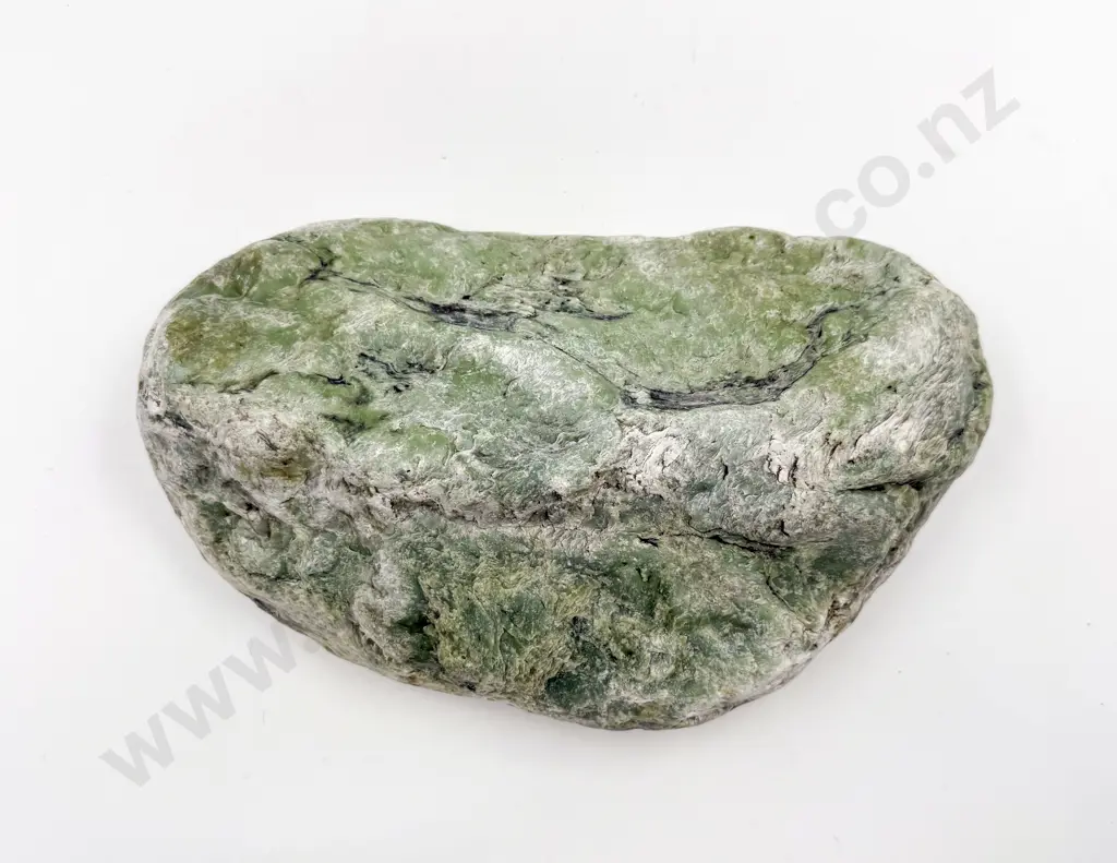 Approx 2.5 Kg South Island NZ Greenstone Image 1++