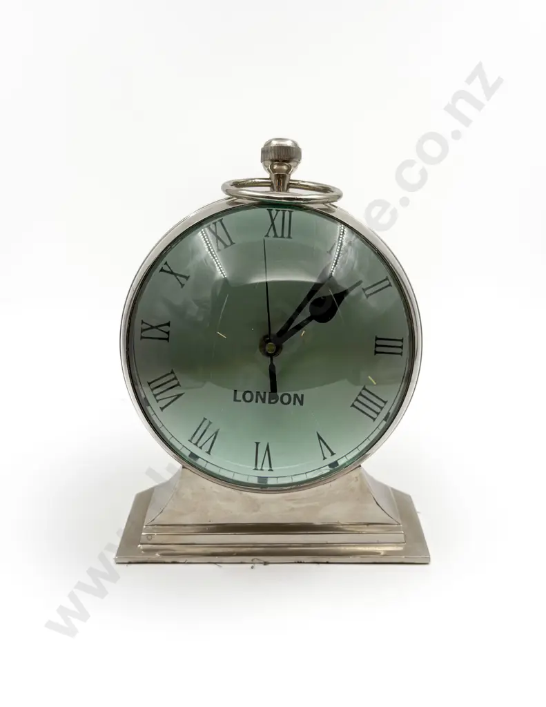 Oversized Magnified Glass Pocket Watch for the Mantle Image 1++