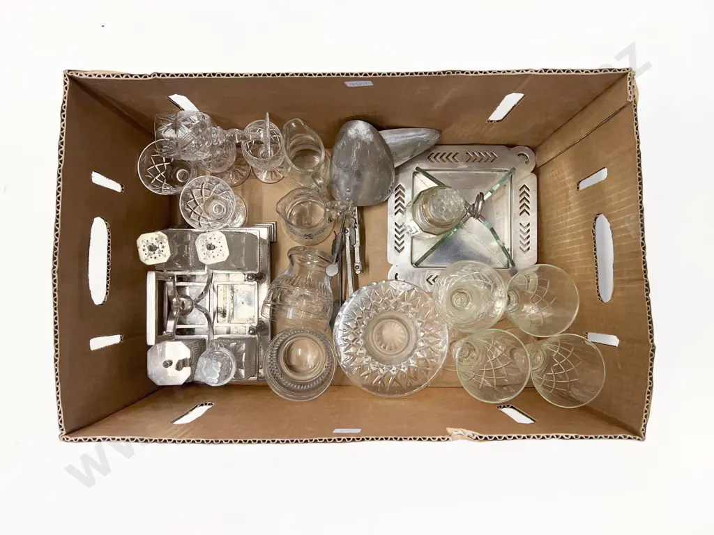Quantity of Assorted S/P together with Crystal & Glassware Image 1++