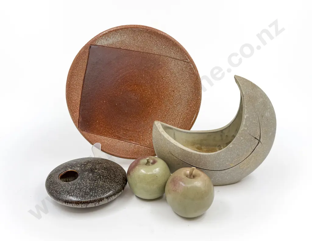 Five Pieces NZ Pottery Image 1++