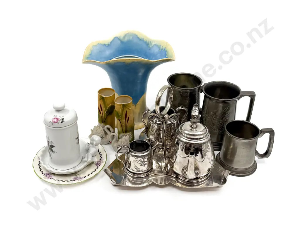 Quantity of Assorted Metalware & Fancy China Image 1++