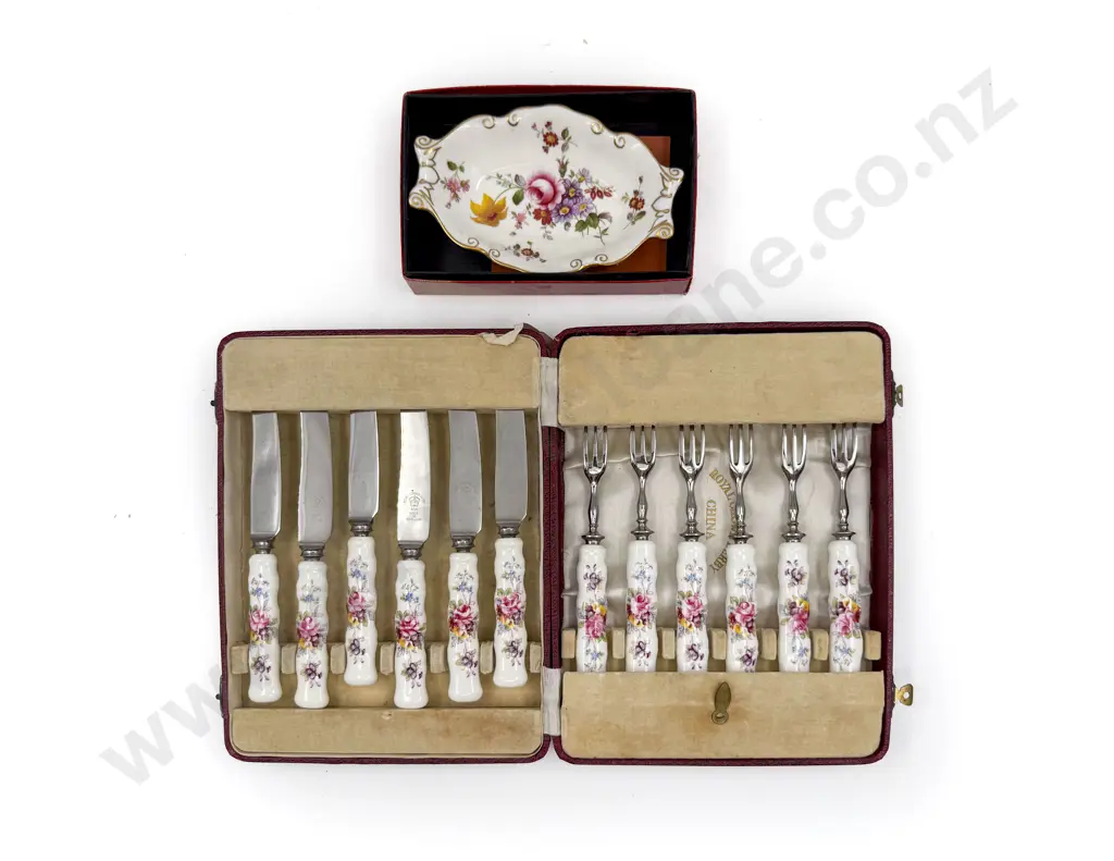 Boxed RCD Cutlery Set & Dish Image 1++