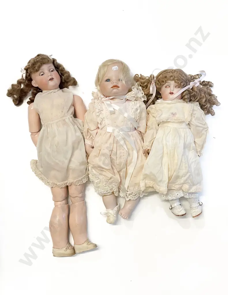 Two Victorian Dolls & Other Image 1++