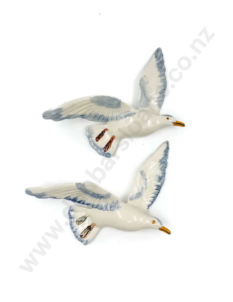 Two Seagull Wall Plaques (Unmarked) Image 1++