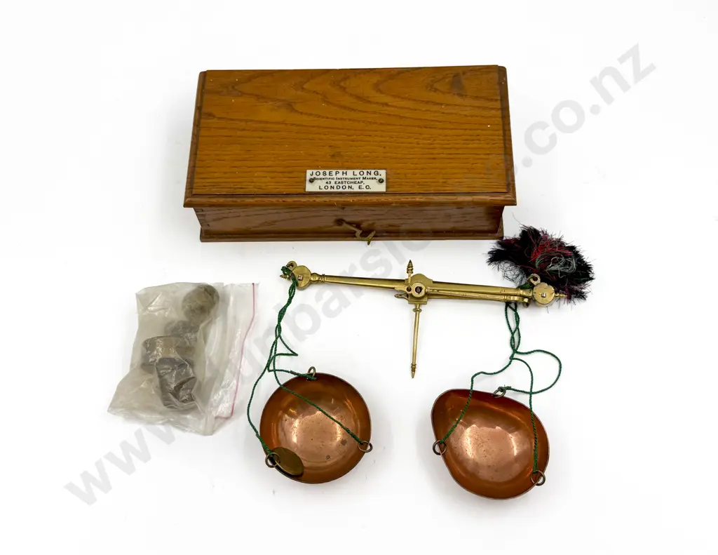 Joseph Long Boxed Travelling Scales Image 1++